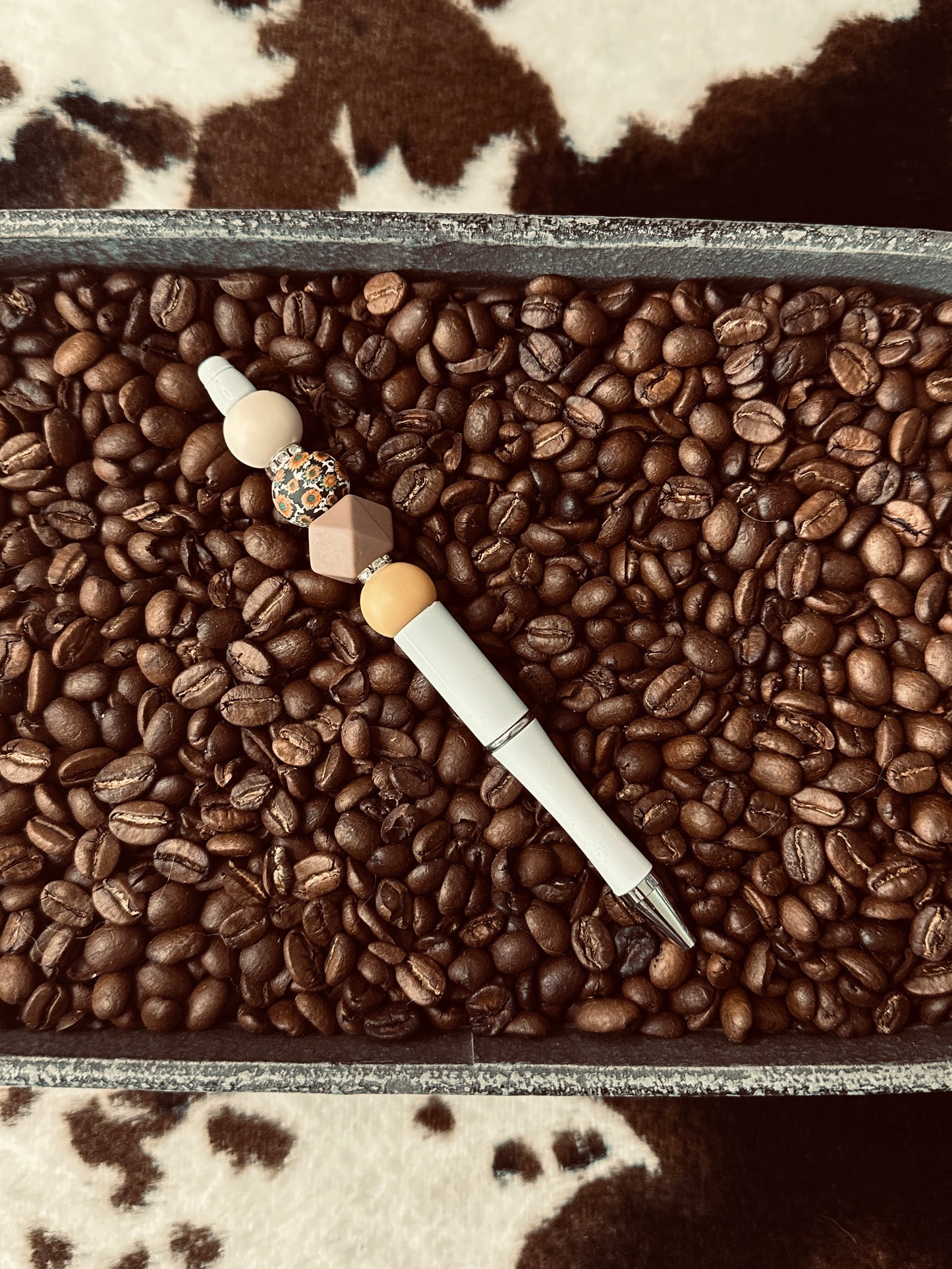 Tan Sunflower Pen