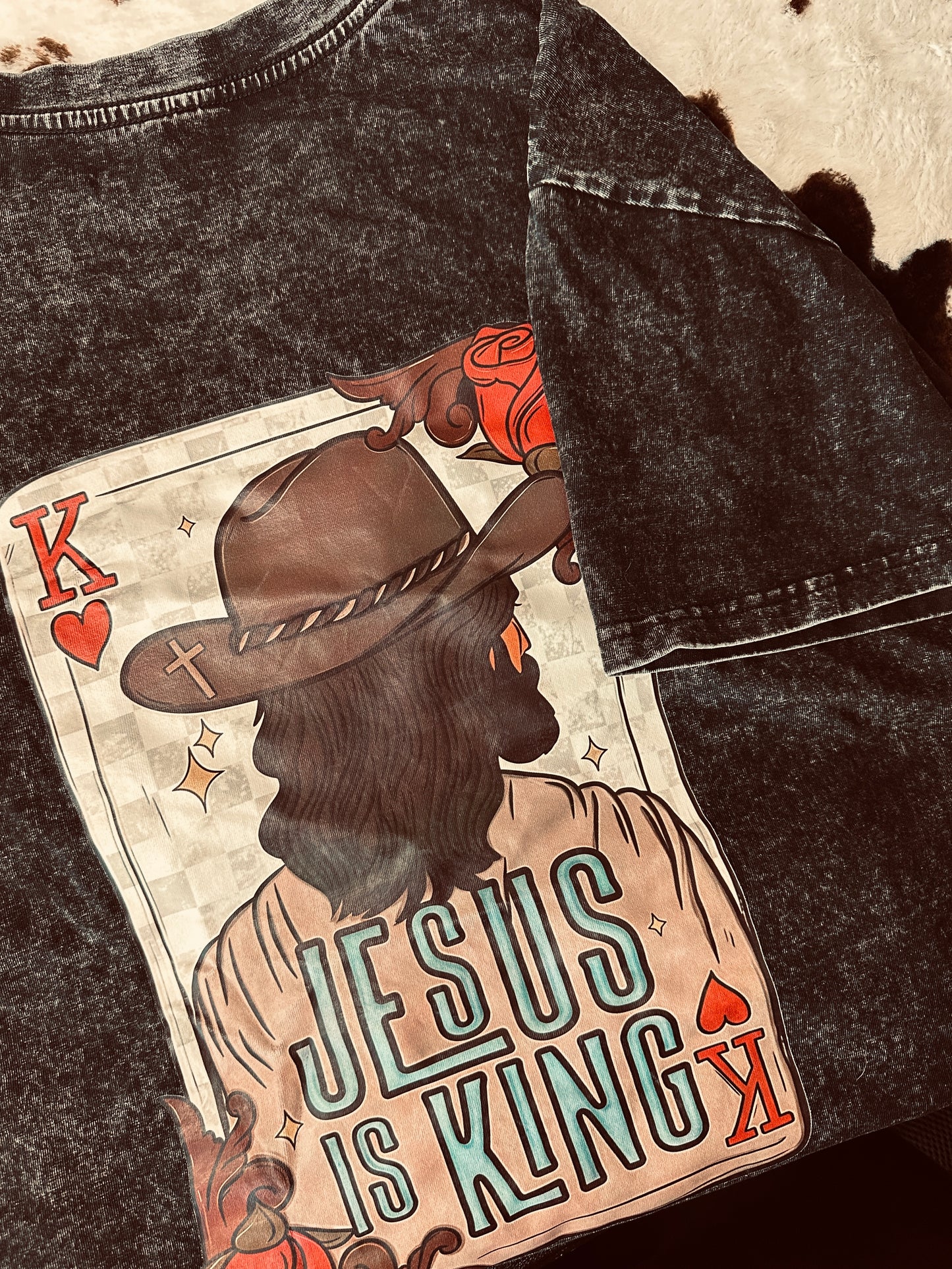 Jesus Is King Oversized Tee