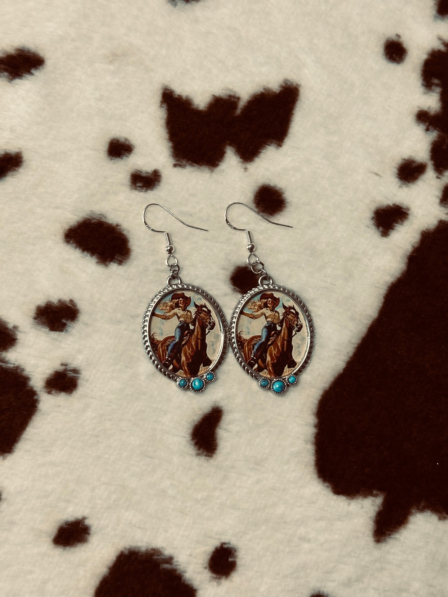 Outlaw Women Earrings