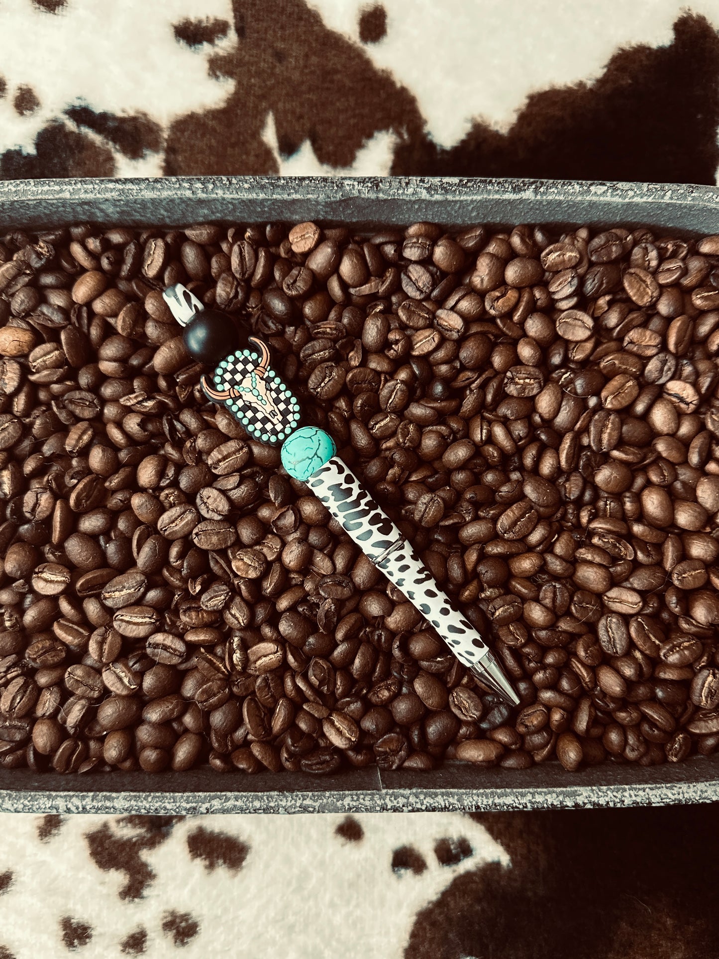 Checkered Skull Pen